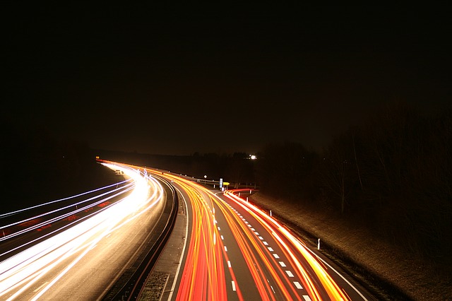 noční provoz dálnice